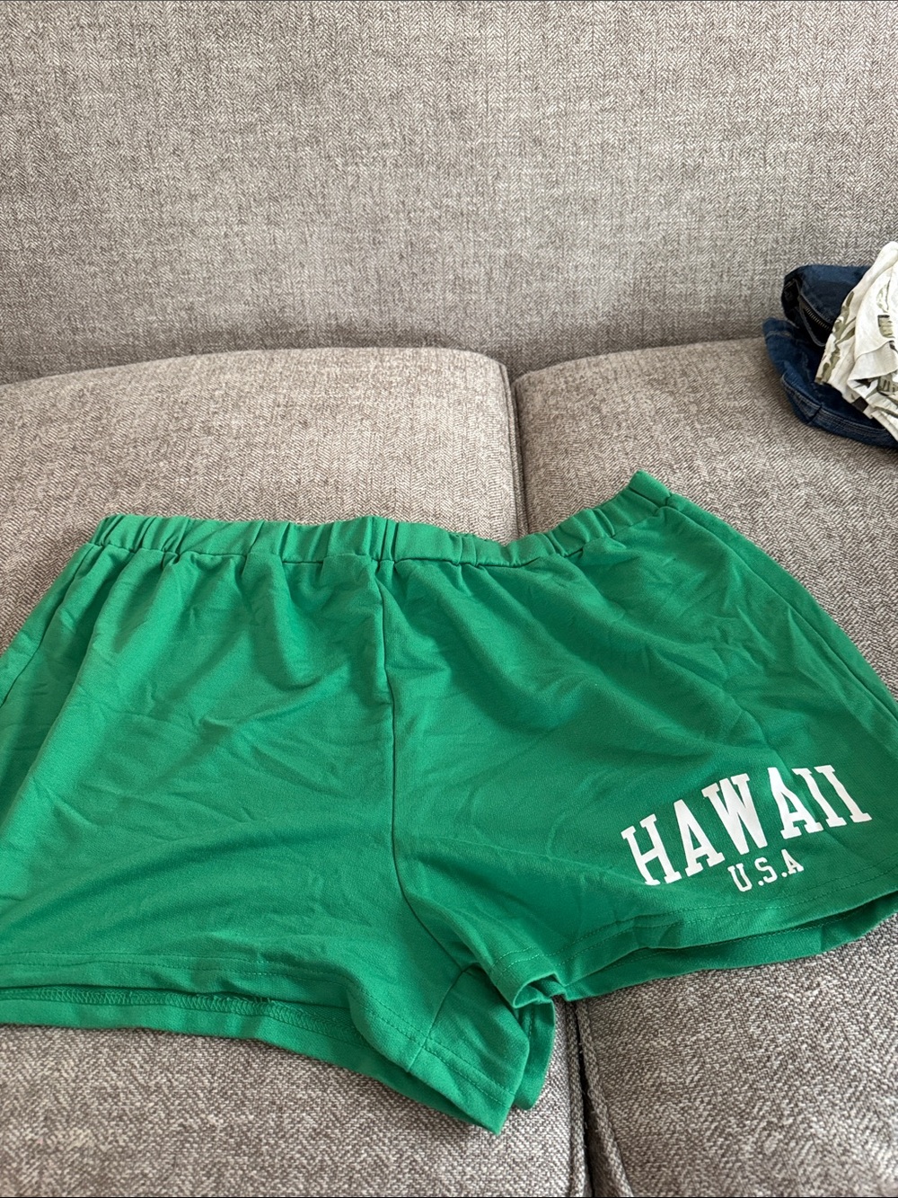 SHEIN Green Athletic Shorts with HAWAII U.S.A. Print
